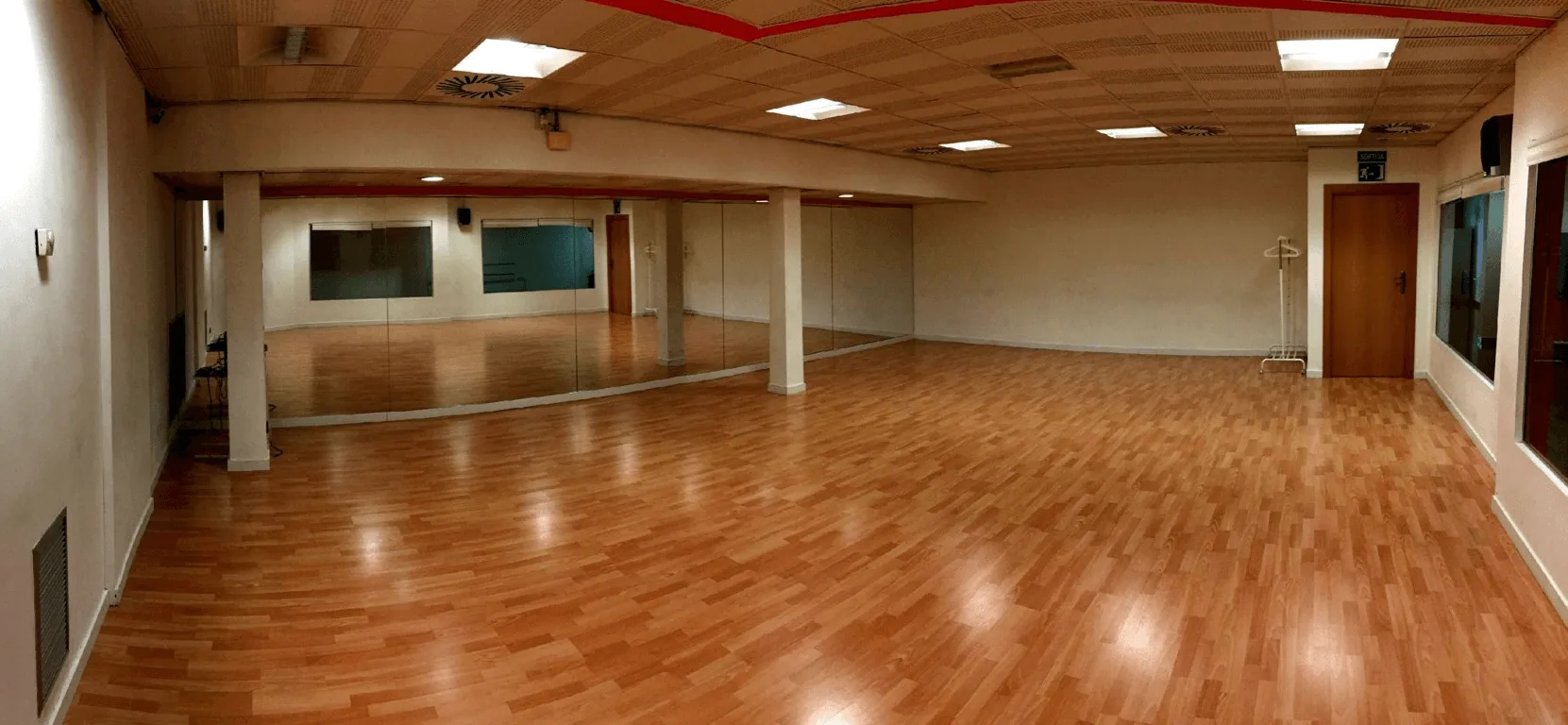 sala amarilla escuela de baile serendipia 3